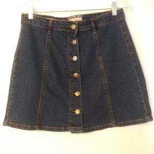 Hot Kiss women's size L blue denim skirt